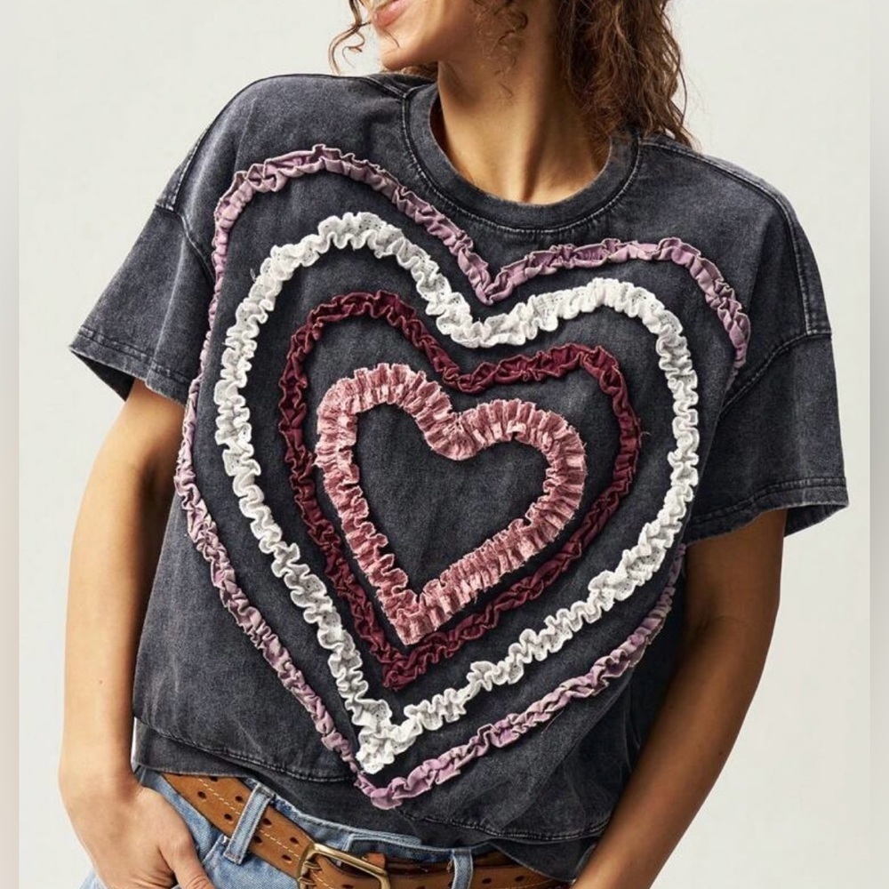 SM & XL Left Women's Heart Ruffle Top